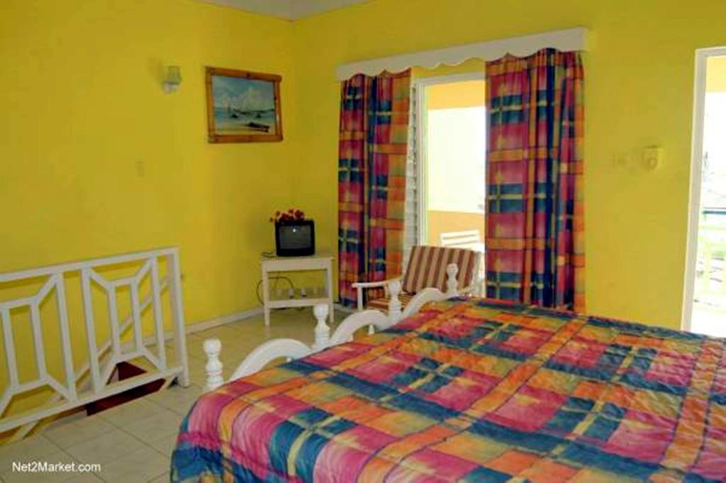 Our Past Time Hotel Negril Rum bild